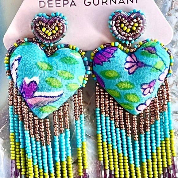 NWT Deepa Gurnani Beaded Heart Fringe Chandeliers - Picture 9 of 15